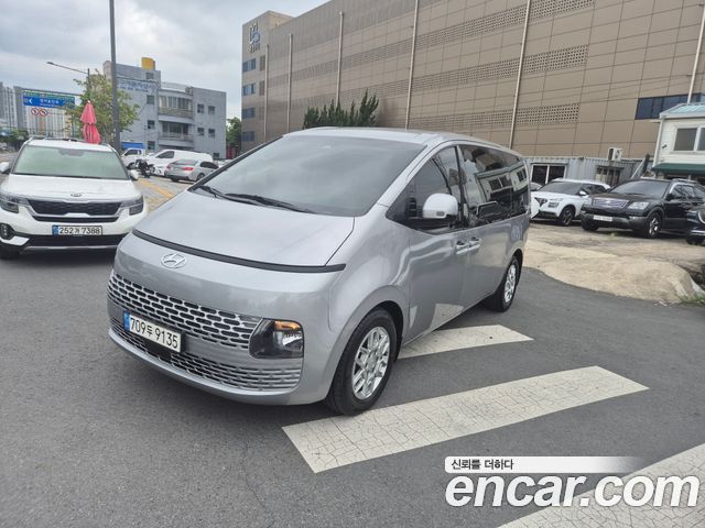 Hyundai Staria Tourer 11-Seater Modern - фото 1