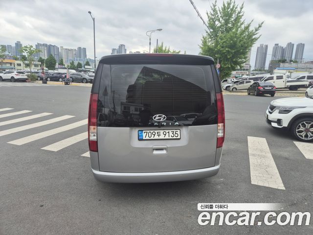 Hyundai Staria Tourer 11-Seater Modern - фото 3