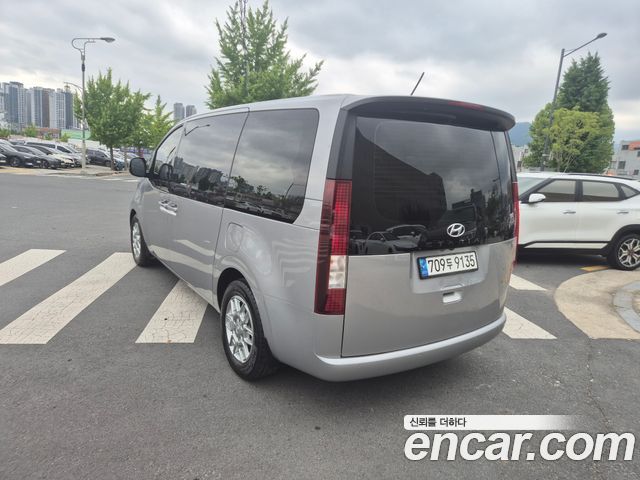 Hyundai Staria Tourer 11-Seater Modern - фото 4