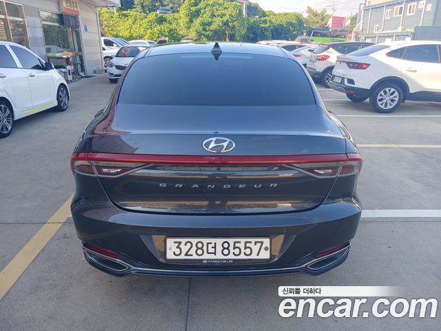 Hyundai Grandeur Новый IG 3.0 LPi Rent Car Premium - фото 4