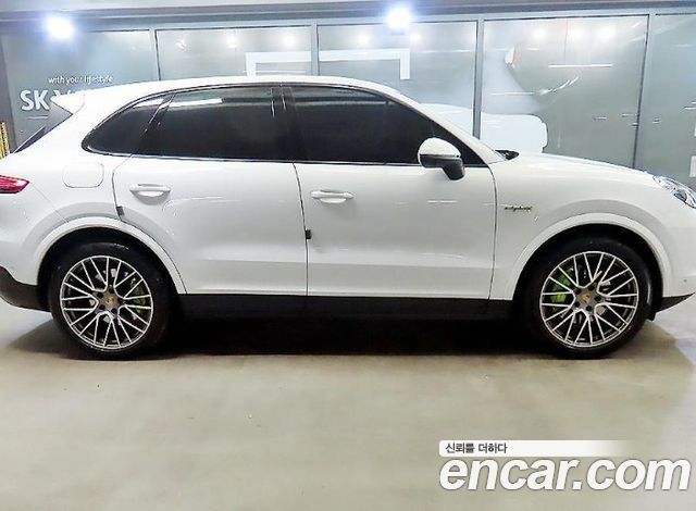 Porsche Cayenne PO536 3.0 E-Hybrid - фото 2