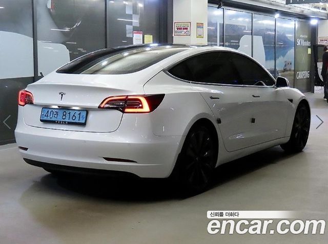 Tesla Model 3 Performance AWD - фото 3