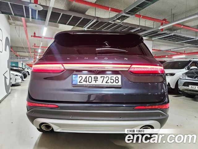 Lincoln Corsair 2.0 Reserve AWD - фото 1