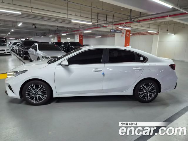 Kia K3 Новый 2-го поколения 1.6 signature - фото 1
