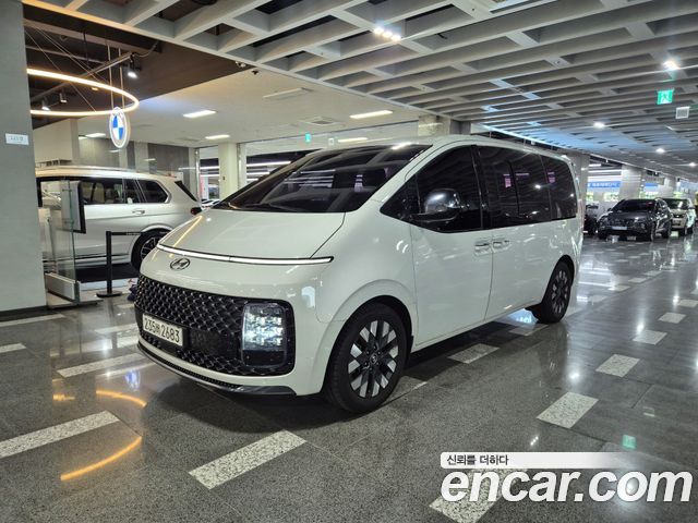 Hyundai Staria Lounge 9-Seater Prestige - фото 2