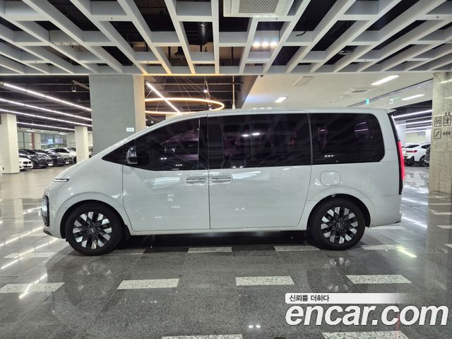 Hyundai Staria Lounge 9-Seater Prestige - фото 3