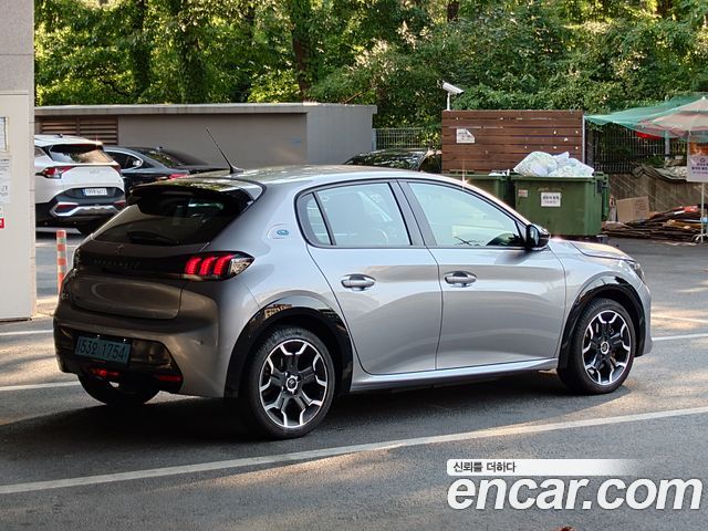 Peugeot 208 2-го поколения Allure - фото 1