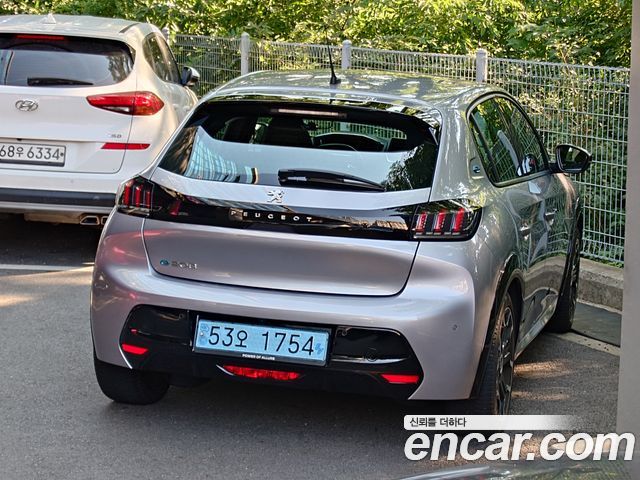 Peugeot 208 2-го поколения Allure - фото 3