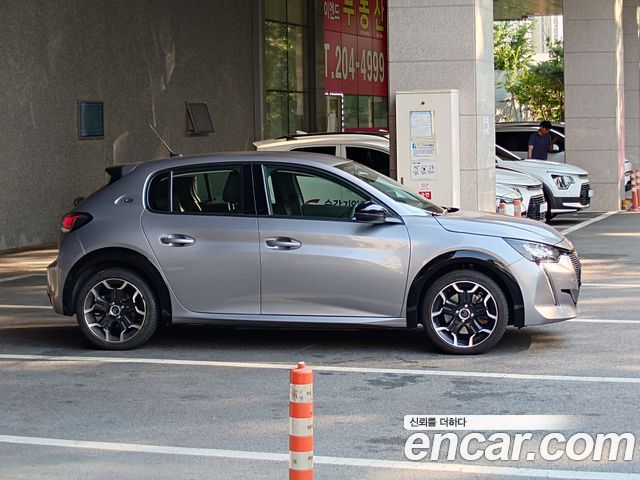 Peugeot 208 2-го поколения Allure - фото 4