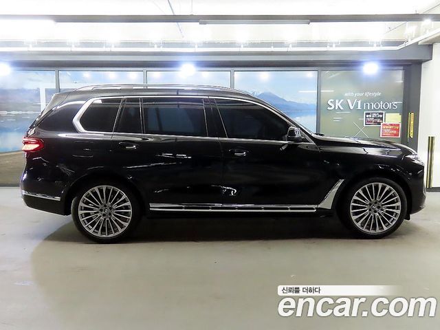 BMW X7 G07 xDrive 40i Design Pure Excellence 6-Seater - фото 2