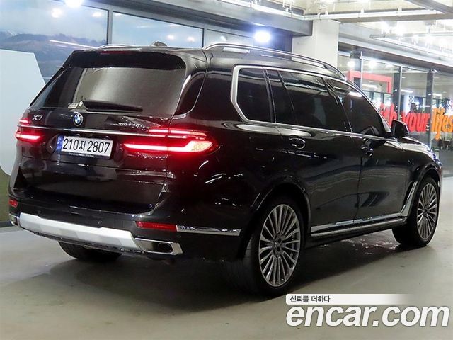 BMW X7 G07 xDrive 40i Design Pure Excellence 6-Seater - фото 3