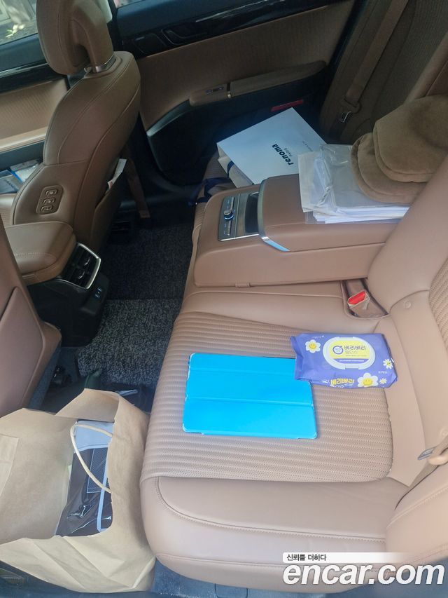 Hyundai Grandeur GN7 2,5 Gasoline 2WD Calligraphy - фото 1
