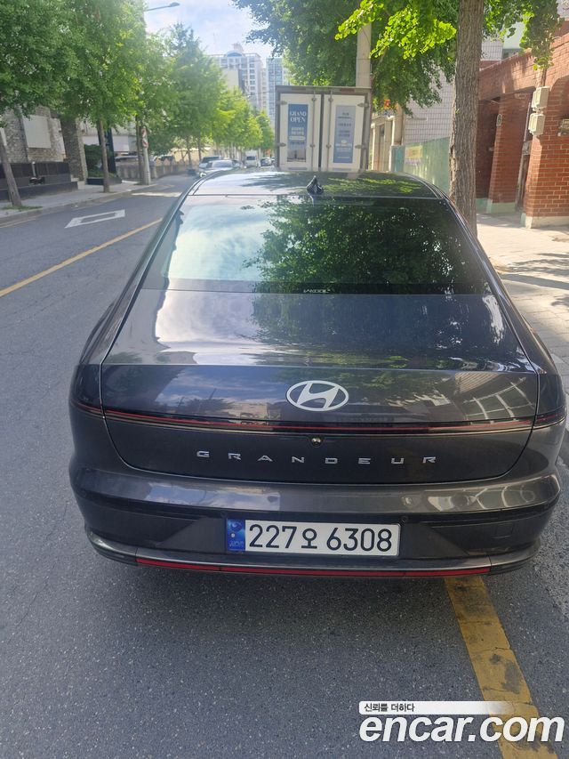 Hyundai Grandeur GN7 2,5 Gasoline 2WD Calligraphy - фото 4