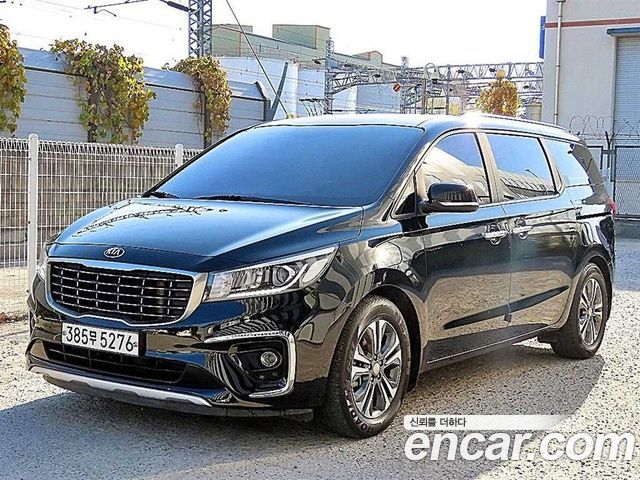 Kia Carnival Новый 9-Seater Luxury - фото 1