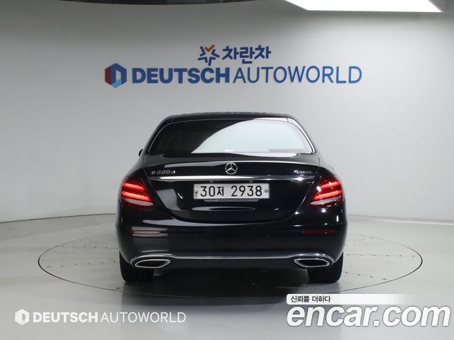 Mercedes-Benz E-Class W213 E220d 4MATIC Exclusive - фото 3