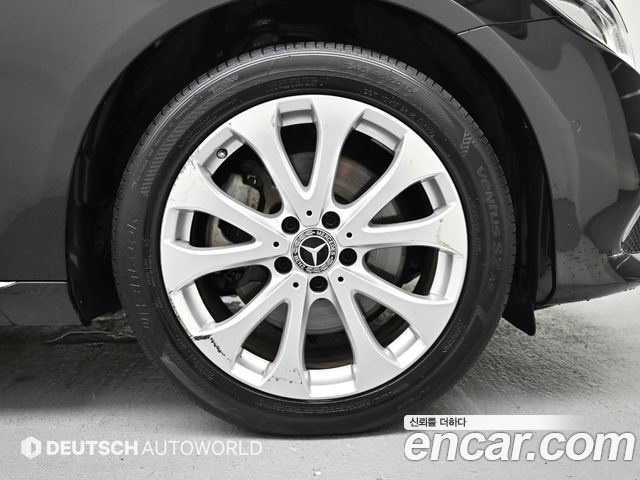 Mercedes-Benz E-Class W213 E220d 4MATIC Exclusive - фото 4