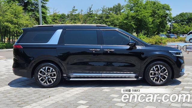 Kia Carnival 4-го поколения 9-Seater Signature - фото 4
