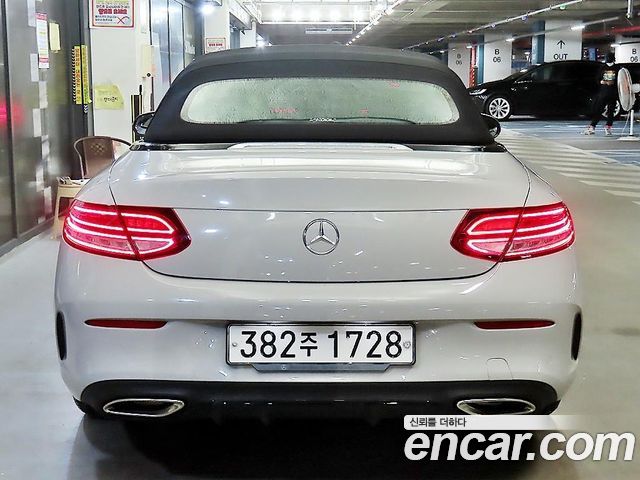Mercedes-Benz C-Class W205 C200 Cabriolet - фото 4