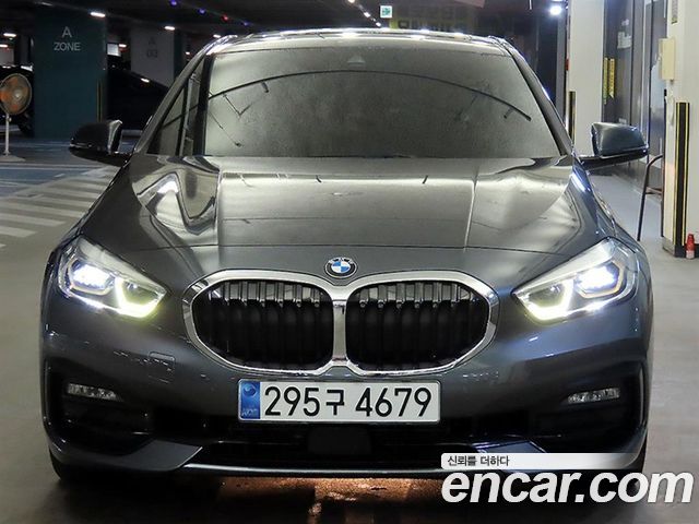 BMW 1-Series F40 118d Sport - фото 1