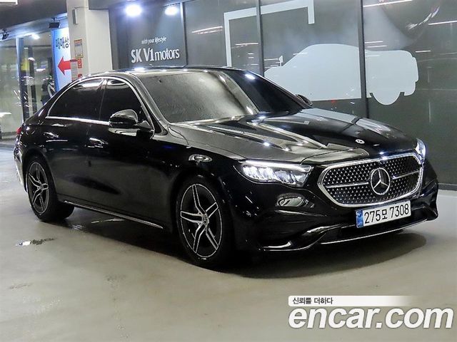 Mercedes-Benz E-Class W214 E200 AMG Line - фото 0