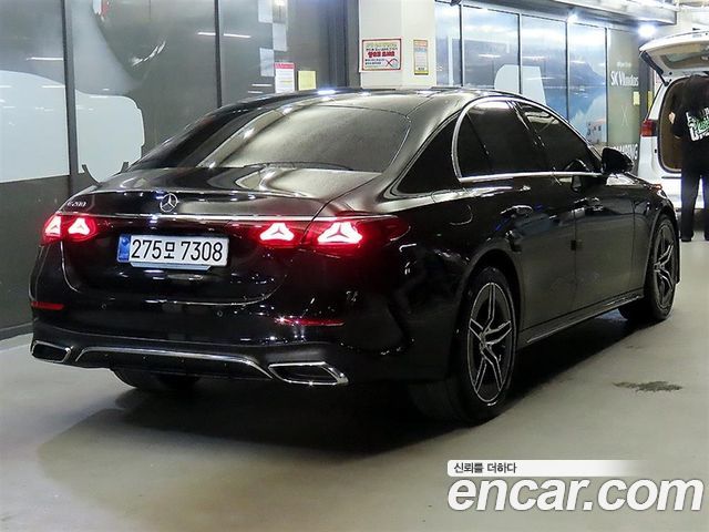 Mercedes-Benz E-Class W214 E200 AMG Line - фото 3