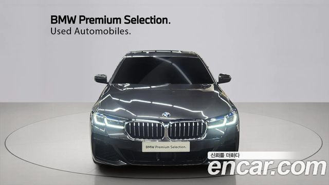BMW 5-Series G30 530i xDrive M Sport Package - фото 2