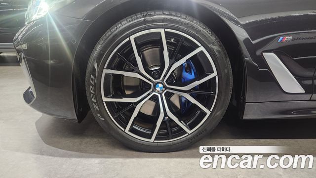 BMW 5-Series G30 530i xDrive M Sport Package - фото 4