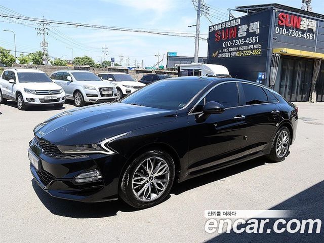 Kia K5 3-го поколения 2.0 Prestige - фото 1