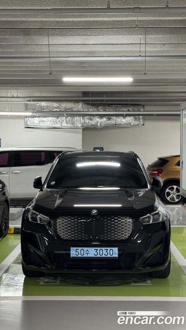 BMW iX1 U11 xDrive 30 M Sport - фото 2