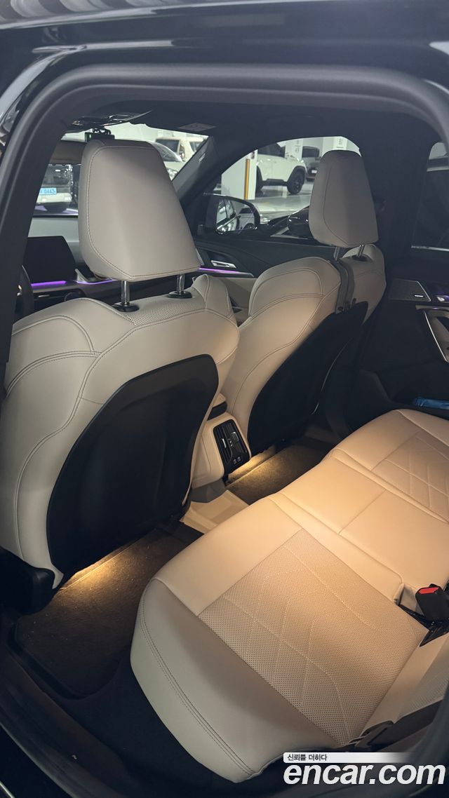 BMW iX1 U11 xDrive 30 M Sport - фото 3
