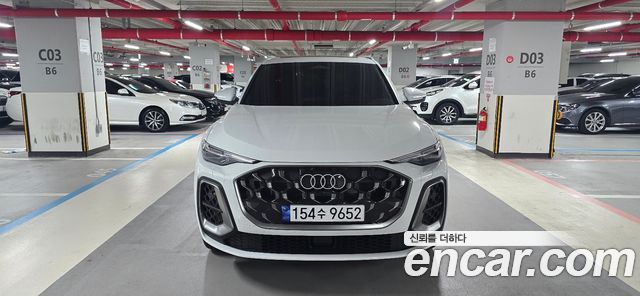 Audi Q5 40 TFSI Quattro S Line - фото 2