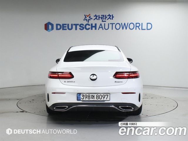 Mercedes-Benz E-Class W213 E300d 4MATIC Coupe - фото 3
