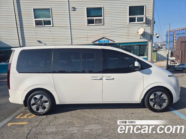 Hyundai Staria 4WD Tourer 11-Seater Modern - фото 3