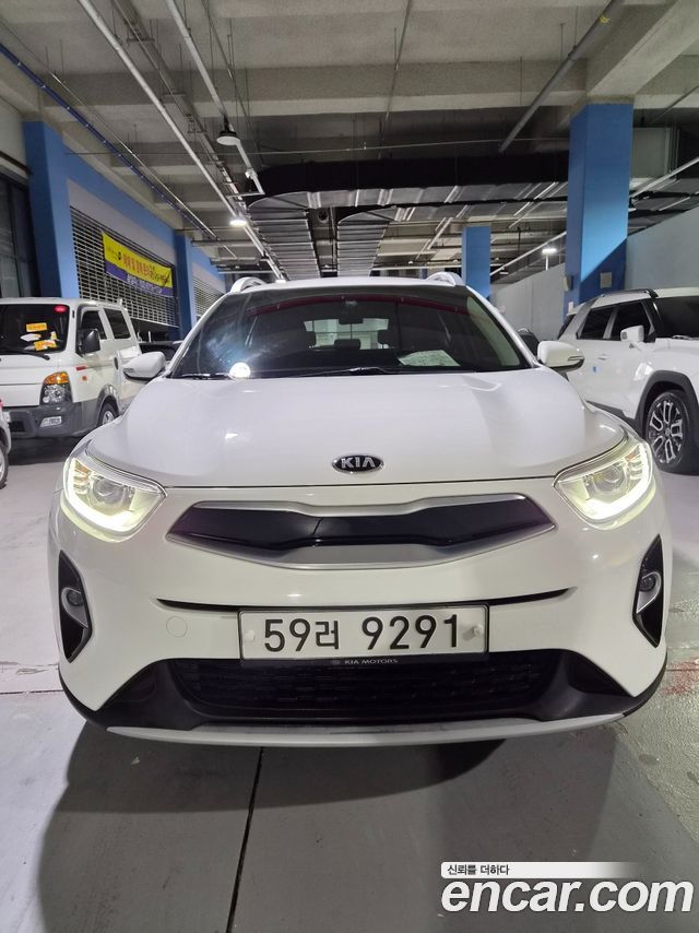 Kia Stonic 1.4 Trendy - фото 1