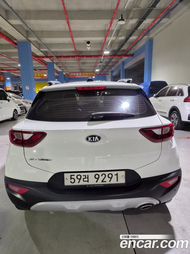 Kia Stonic 1.4 Trendy - фото 2