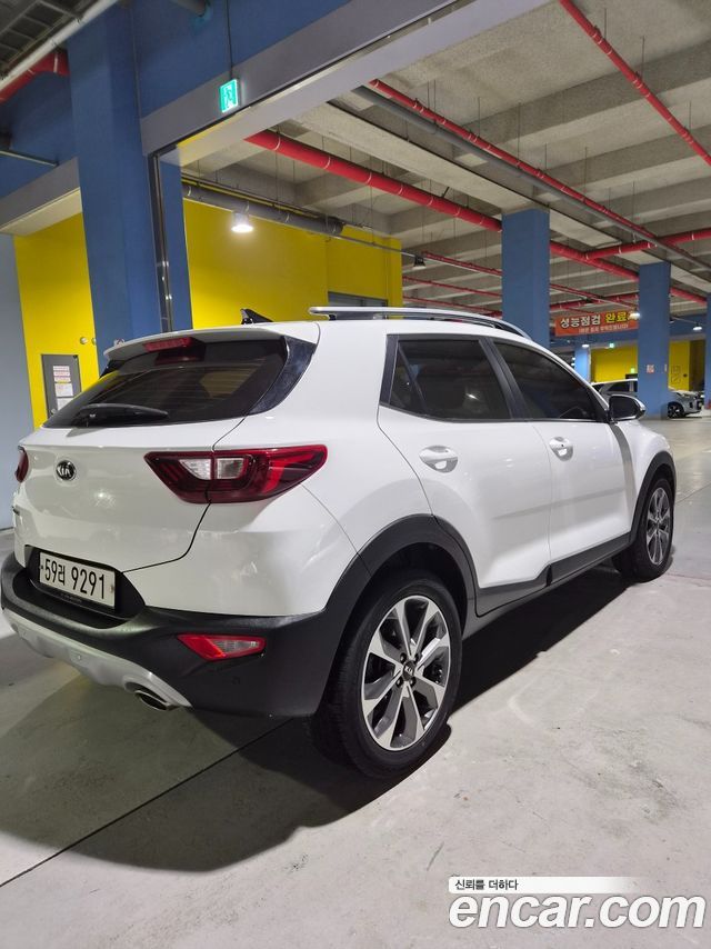Kia Stonic 1.4 Trendy - фото 3