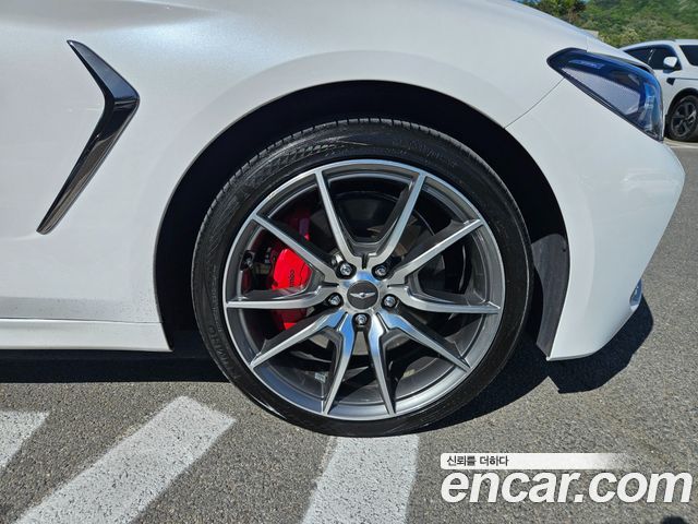 Genesis G70 2.0T AWD Sport Package - фото 4