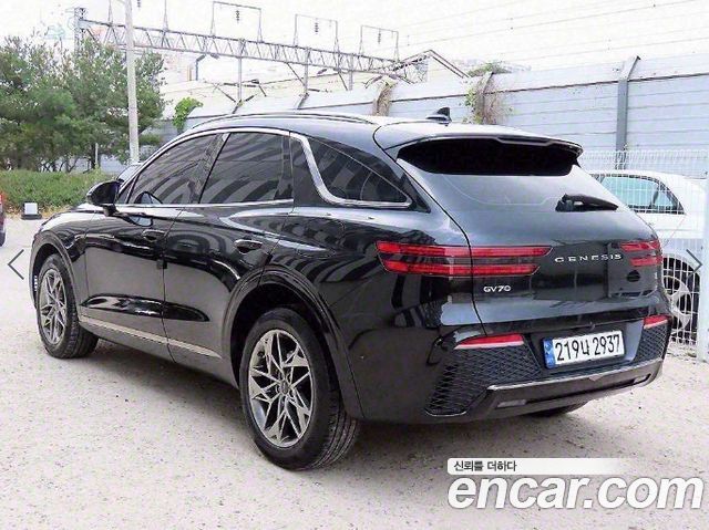 Genesis GV70 2.2 Diesel 2WD - фото 2