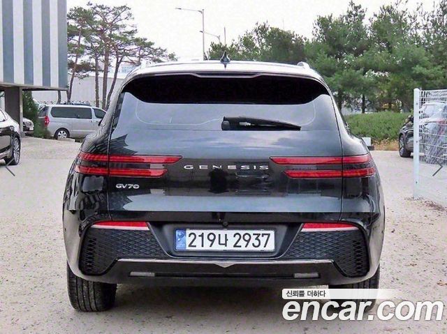 Genesis GV70 2.2 Diesel 2WD - фото 3