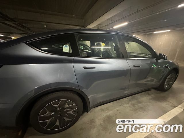 Tesla Model Y L Long Range AWD - фото 4