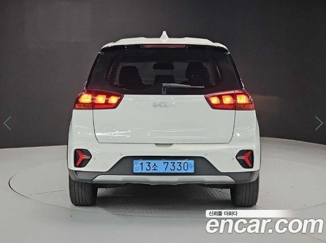 Kia Niro Light (Taxi Trim) - фото 2