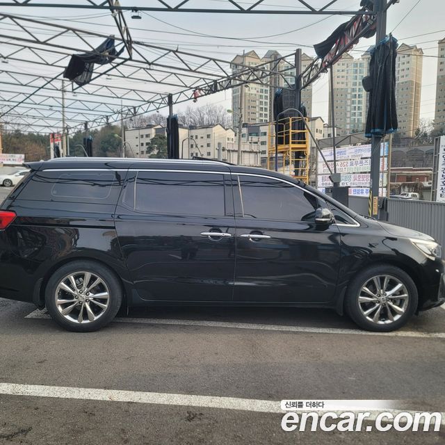 Kia Carnival Новый Gasoline 9-Seater Prestige - фото 4