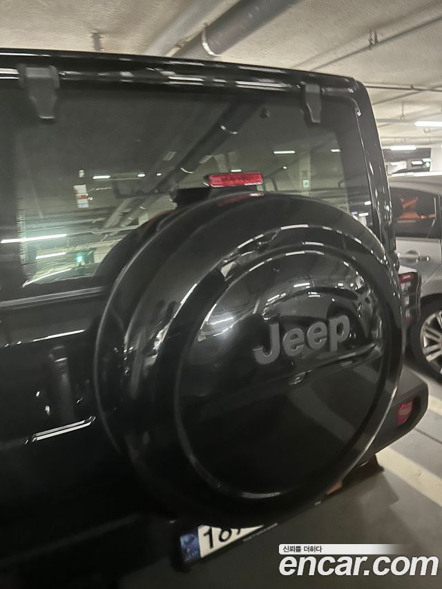 Jeep Wrangler JL 2.0 Overland Power Top 4Door - фото 4