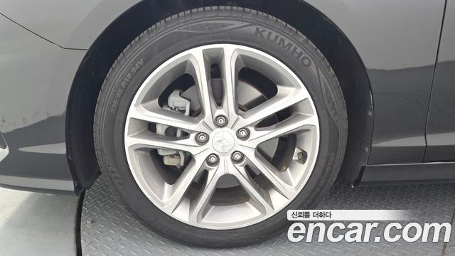 Hyundai Sonata 2.0 Premium Special - фото 4