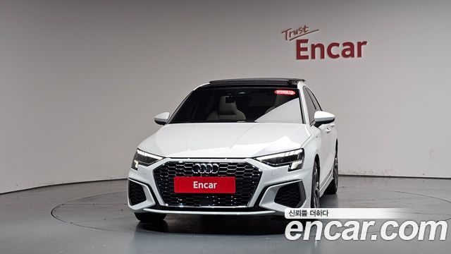 Audi A3 40 TFSI Premium - фото 2
