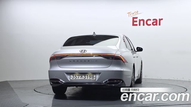 Hyundai Grandeur Новый IG 3.0 LPi (Taxi) Deluxe - фото 3