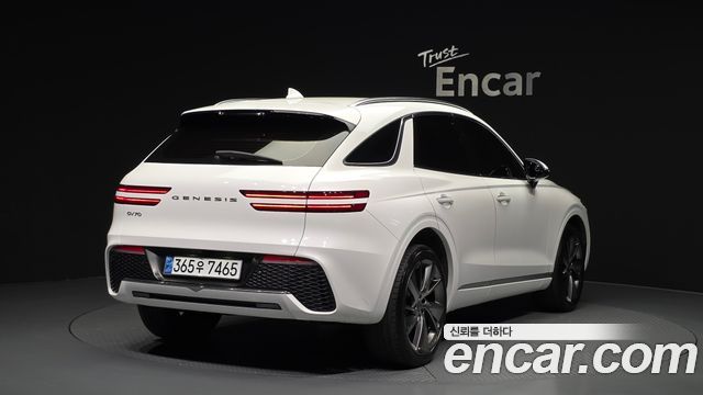 Genesis GV70 2.2 Diesel 2WD - фото 1