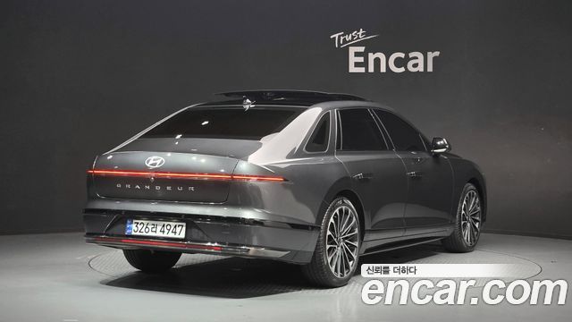 Hyundai Grandeur GN7 2,5 Gasoline 2WD Calligraphy - фото 1