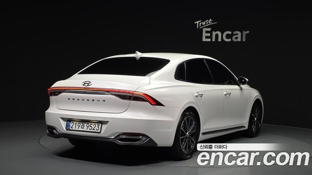 Hyundai Grandeur Новый IG 3.0 LPi Rent Car Premium - фото 1