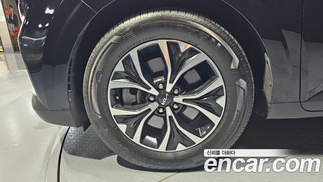 Kia Carnival 4-го поколения 9-Seater Prestige - фото 4